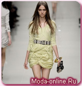 Burberry теряет в доходах, но не сдает позиции