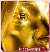 Кейт Мосс увековечили в статуе из золота
