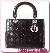 Марион Котийяр в рекламе легендарной сумочки Lady Dior